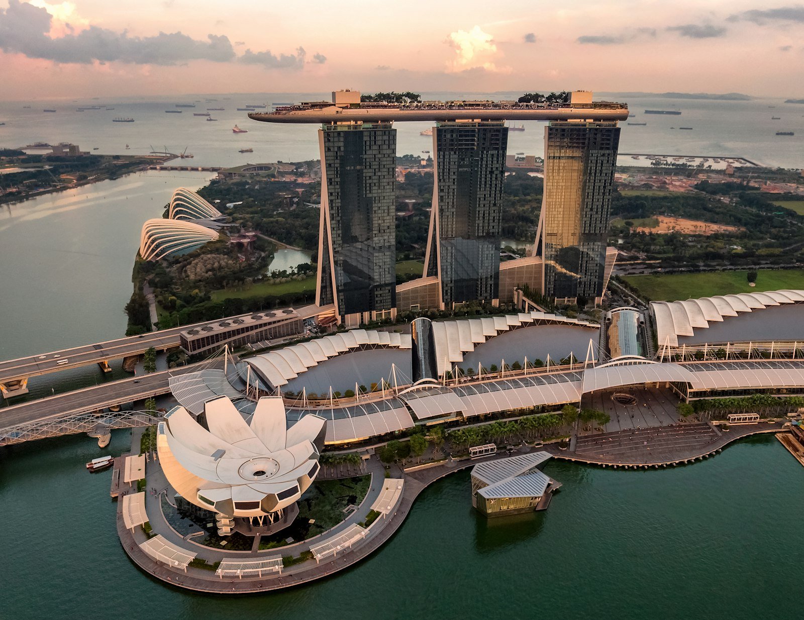 Singapore skyline with Marina Bay Sands at dusk